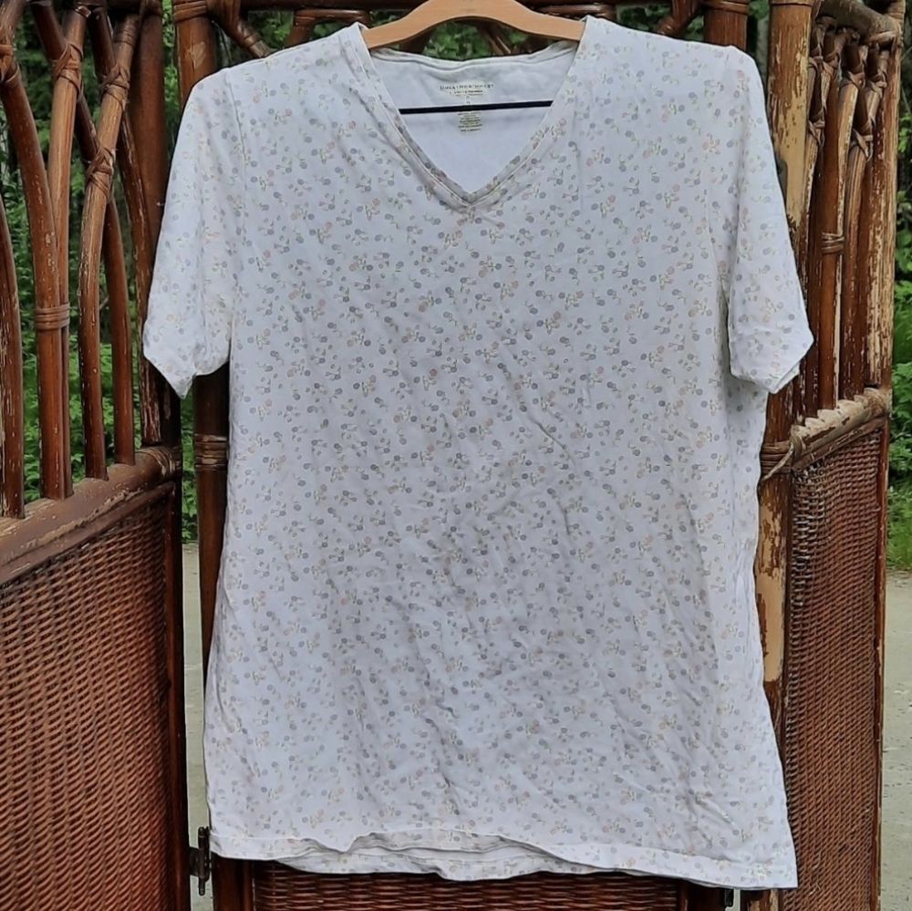 Floral V-Neck T-Shirt